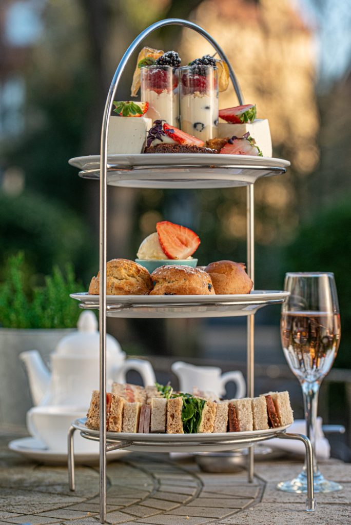 Afternoon Tea Oxford - Cotswold Lodge Hotel