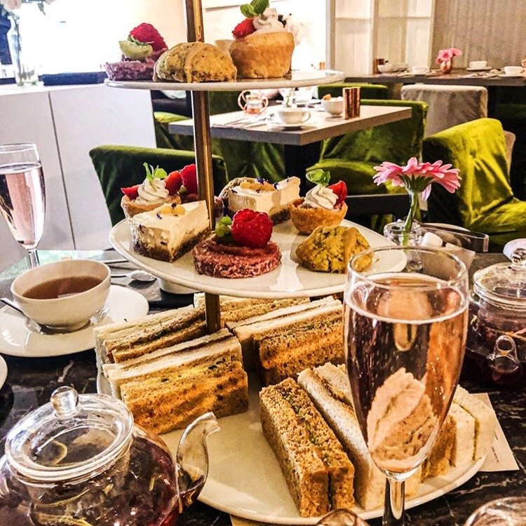 afternoon tea London - La Suite West Cafe 41