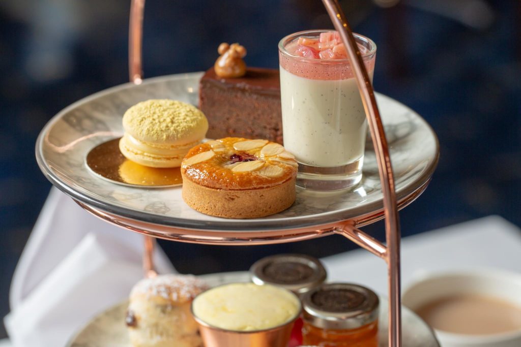 afternoon tea London - Sunborn Yacht Hotel