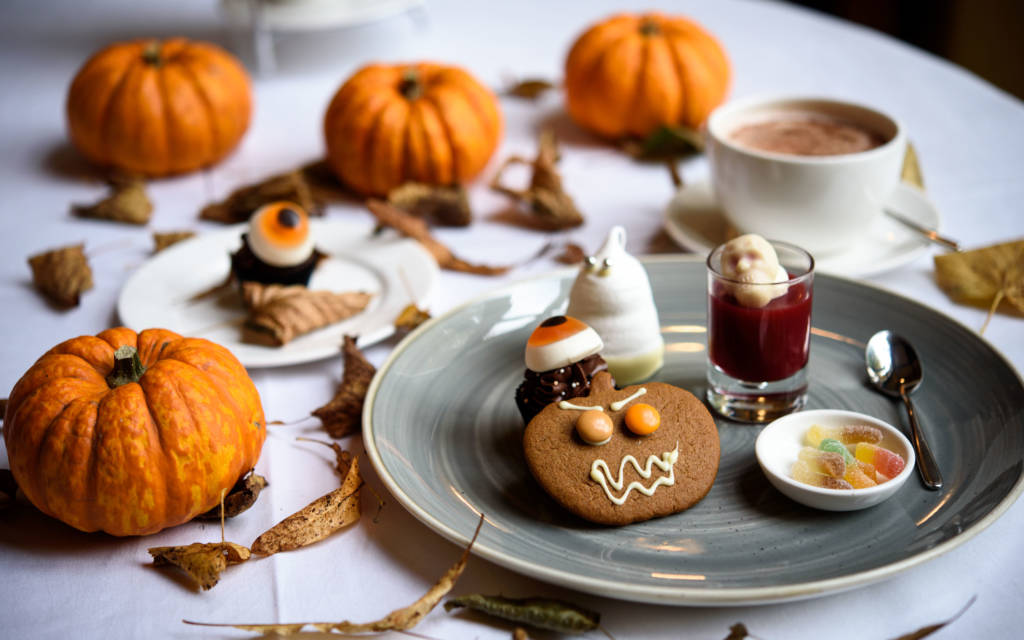 halloween afternoon tea - Waddesdon